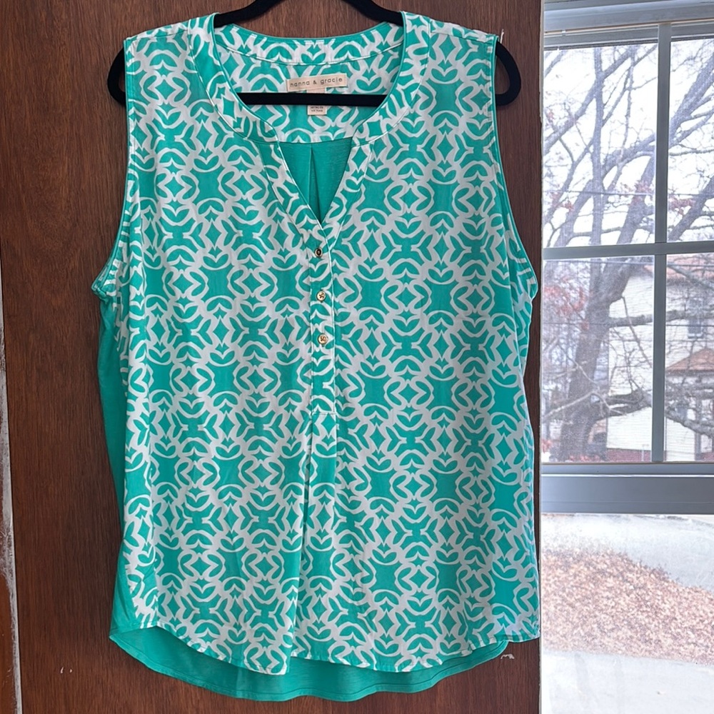 Green Sleeveless Blouse